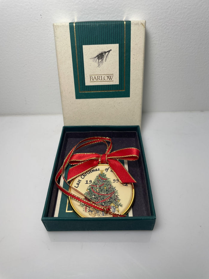 Barlow Last Christmas of the Century 1999 Christmas Oranament 2 1/8"0
