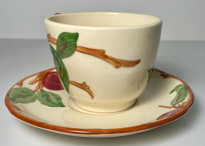 Franciscan Apple Cup and Saucer Set USA1