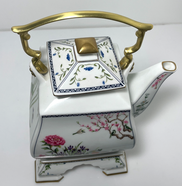 Franklin Mint Birds and Flowers of the Orient with Top Handle and Stand Tea Pot3