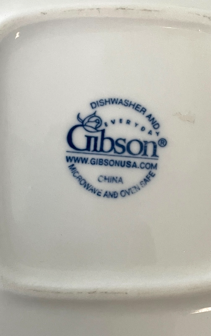 Gibson Claremont Square Baker 10 1/2"2