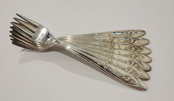 International Meriden Beloved Cocktail Forks 5 3/8" Pack of 7 Pcs Silverplate0