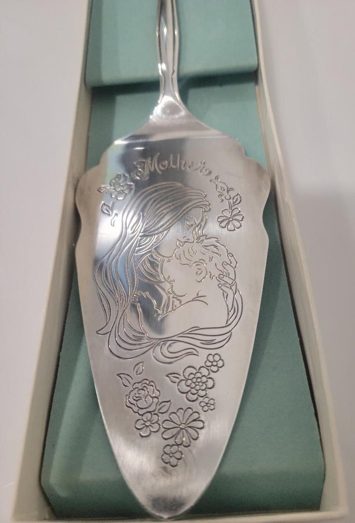 International Mother Pie Cake Server 10 5/8" Silverplate0
