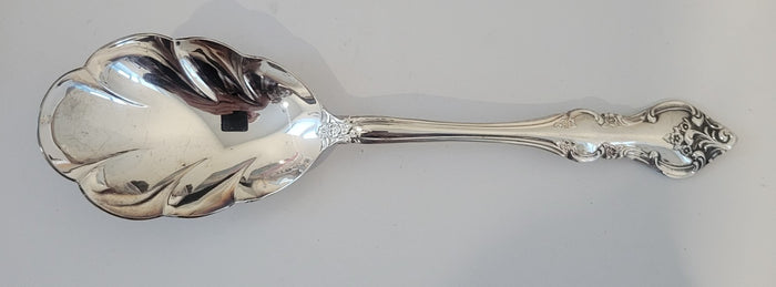 International Silver Orleans Deepsilver Korea Casserole Spoon 9" Silverplate0