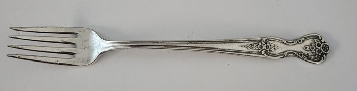 International Silver Rodgers Inspration Magnolia Fork Grill 7 1/2"0