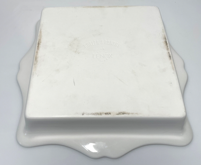 Lenox Butler's Pantry Square Baker 11 1/2"2
