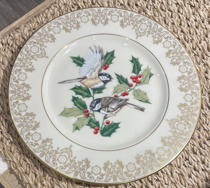 Lenox Garden Bird Collection Chickadee Holly and Berries 8 1/4"0