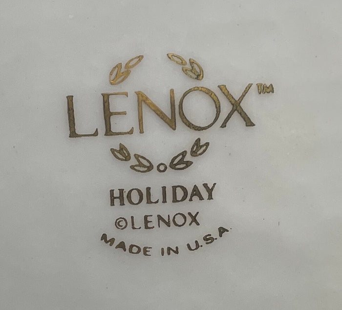 Lenox Holiday Dimension Oval Fluted Bowl 10"2