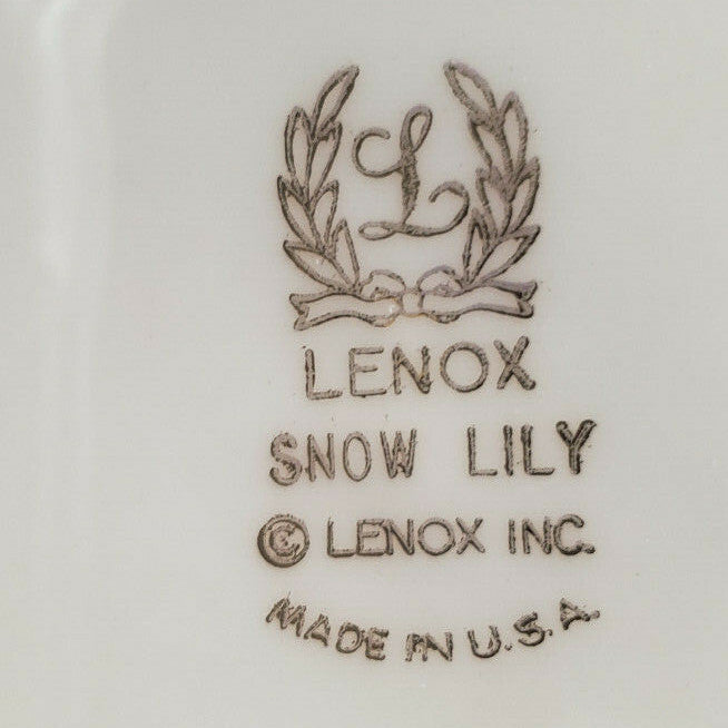 Lenox Snow Lily Fruit Dessert Bowl 5 3/8"1