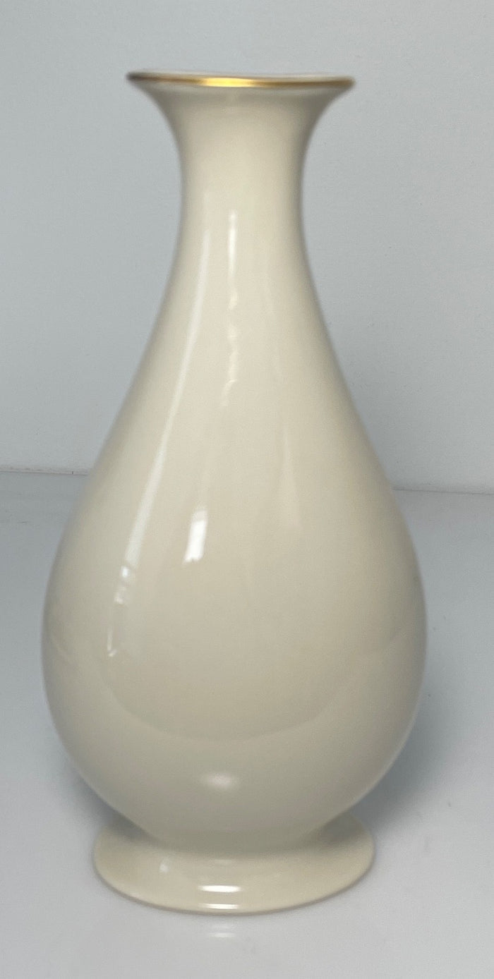 Lenox Special L5 Holiday Bud Vase 7 1/2"2