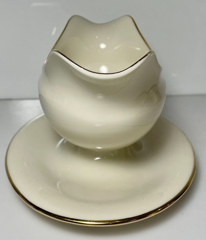 Lenox Special L5 Holiday Gravy Boat and Attached Underplate1