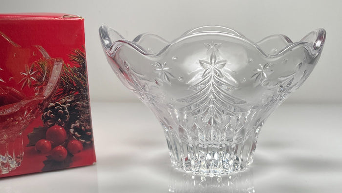 Mikasa Christmas Night Footed Bowl 6"1