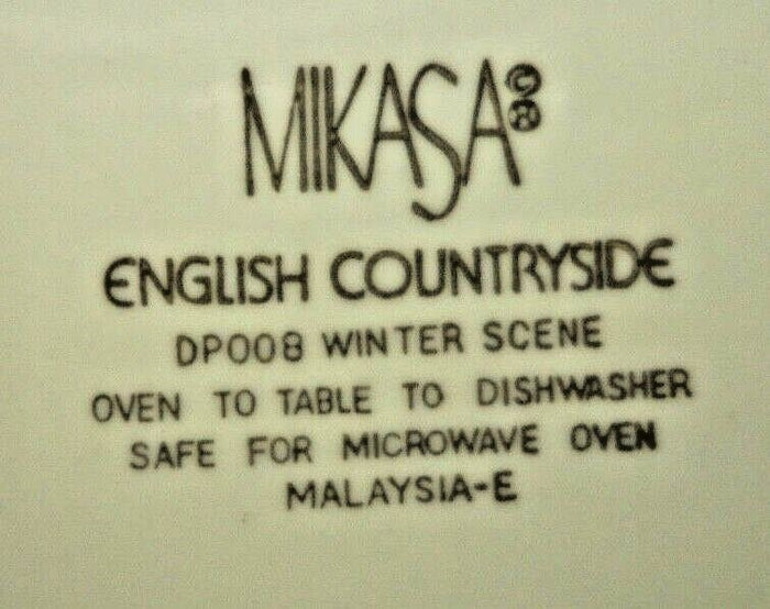 Mikasa English Countryside Winter Scene Salad Dessert Plate 8 1/4" Snowman1