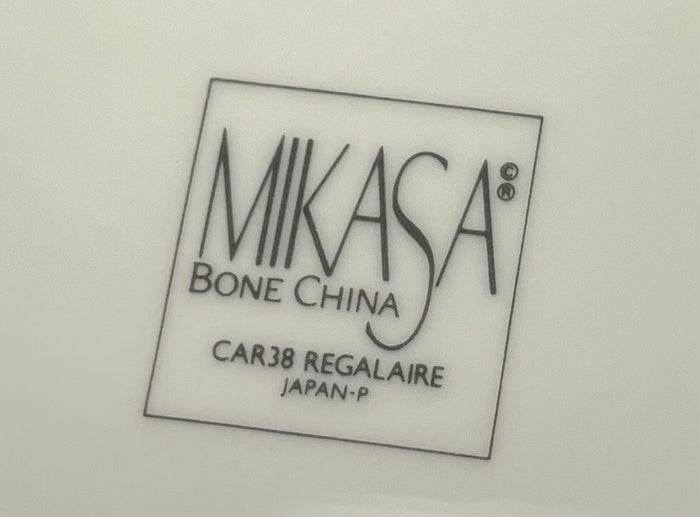 Mikasa Regalaire Sugar Bowl and Lid2