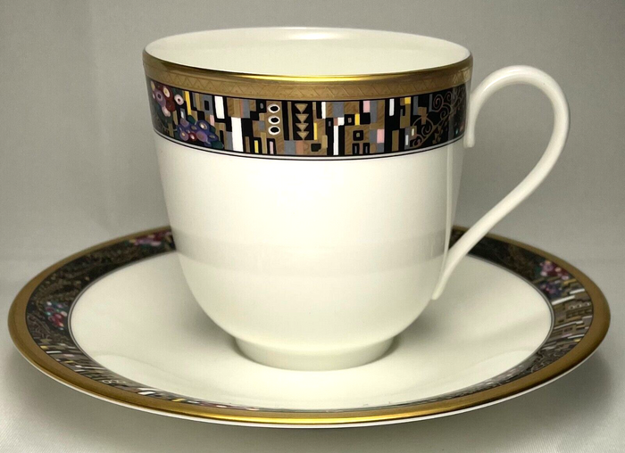 Mikasa Royal Glimmer Cup and Saucer Set0