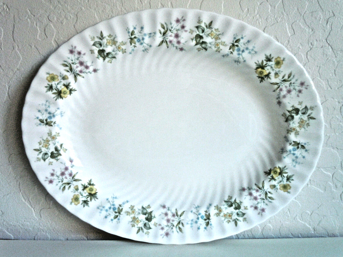 Minton Spring Valley Oval Platter 13 5/8"0