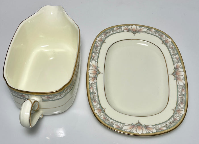 Noritake Barrymore Gravy Boat and Underplate2
