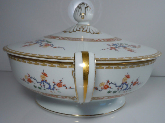 Noritake Hawthorne Round Covered Vegetable Bowl1