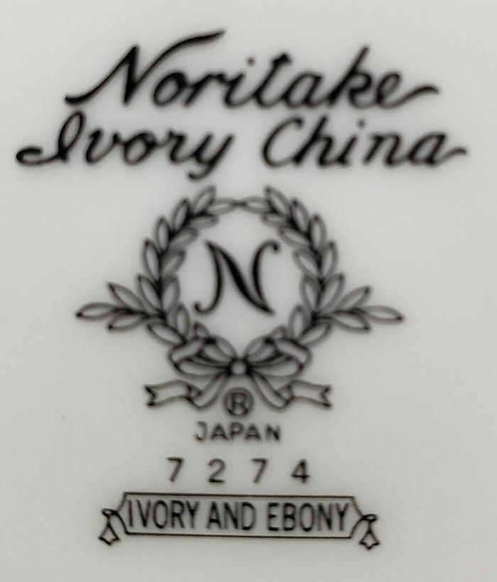 Noritake Ivory and Ebony Dinner Plate 10 1/2"2