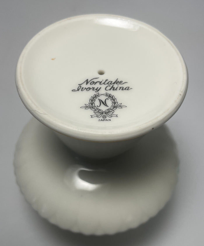 Noritake N3893 Single Light Candlestick 4 3/8"3