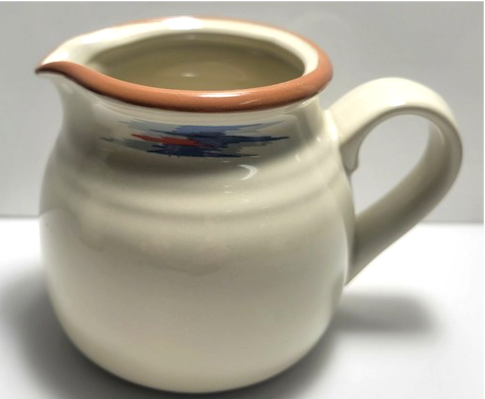 Noritake Raindance Creamer 3 1/2" 16 Ounce1