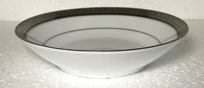 Noritake Regent Platinum Fruit Bowl 5 1/2"1