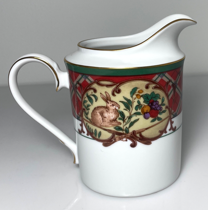 Noritake Royal Hunt Creamer 4 1/4"2