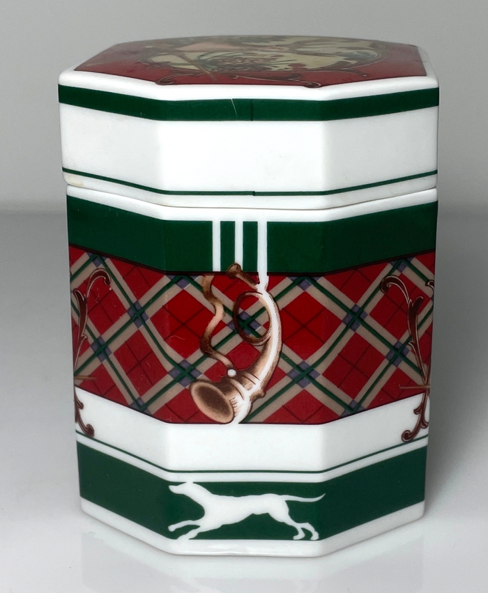 Noritake Royal Hunt Medium Household Box 3 7/8"2