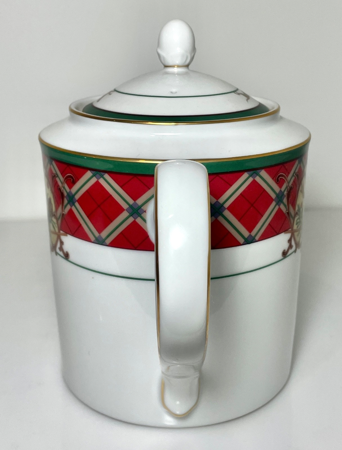 Noritake Royal Hunt Teapot and Lid 5 Cup 7 1/4"2