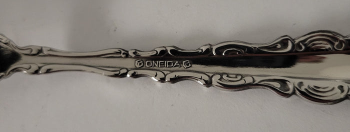 Oneida Da Vinci Glossy Fork 8 1/8" Stainless Flatware2