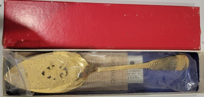 Oneida First Colony Golden 1776 Pie Cake Server Gold Electroplate0