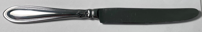 Oneida Royal Manor Glossy Knife 9 1/2" Stainless 18/100
