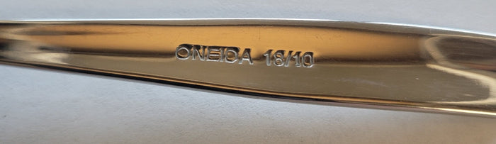 Oneida Strauss Teaspoon 5 7/8" Stainless 18/10 Flatware2