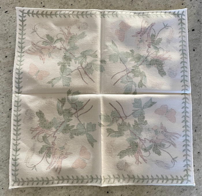 Portmeirion Botanic Garden Cloth Napkin Aquilegia Gracilis Columbine 15 1/2"1