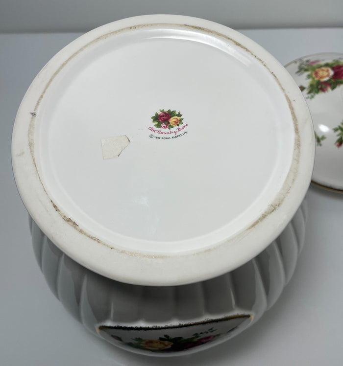 Royal Albert Old Country Roses Cookie Jar and Lid 11 1/2"5