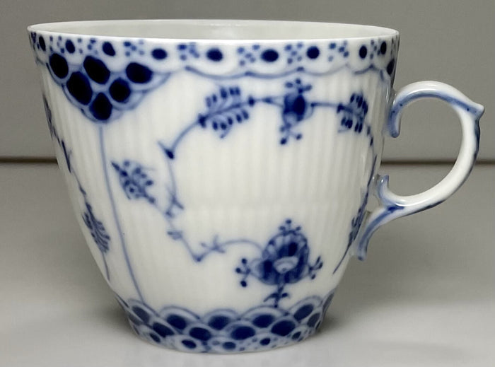Royal Copenhagen Blue Fluted Full Lace No Trim Demitasse Cup 1037 Denmark 2 1/4"0