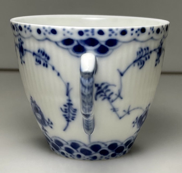 Royal Copenhagen Blue Fluted Full Lace No Trim Demitasse Cup 1037 Denmark 2 1/4"1