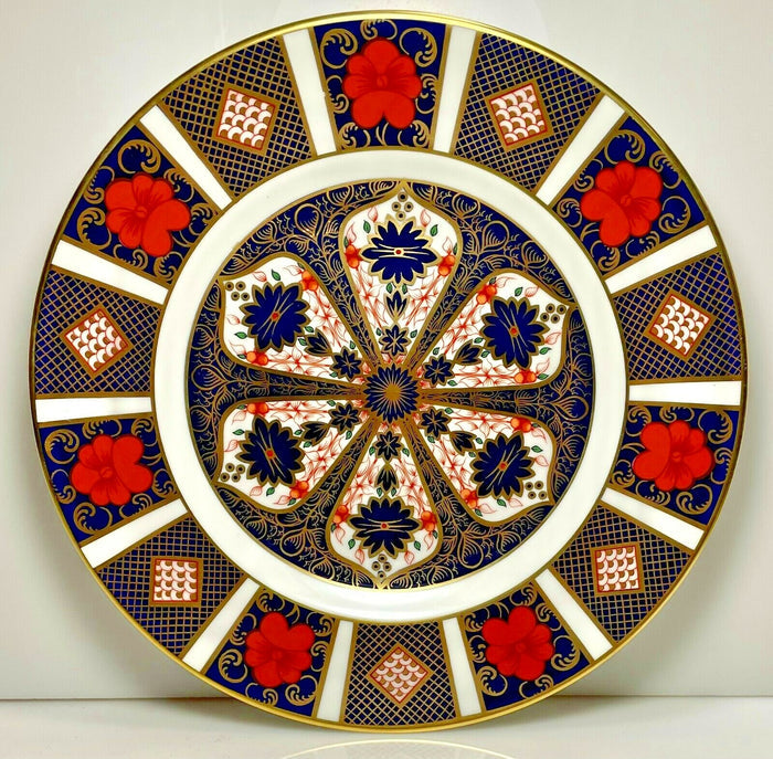 Royal Crown Derby Old Imari Dinner Plate 10 1/2"0