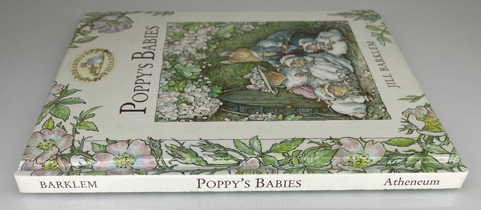 Royal Doulton Brambly Hedge Poppy's Babies Hardcover Book3