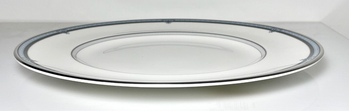 Royal Doulton Countess Bread and Butter Plate 6 5/8"1