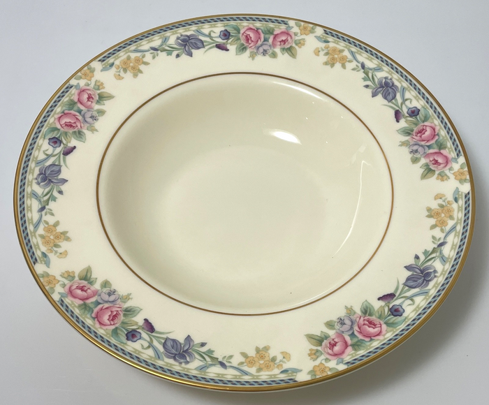 Royal Doulton Eleanor Rim Soup Bowl 8"0