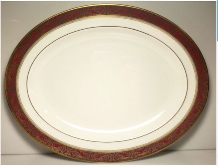 Royal Doulton Martinique Oval Platter 13 5/8"0