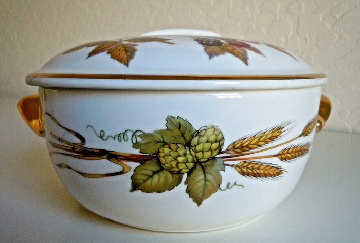 Royal Worcester Evesham Gold 1 Qt Casserole Flat Handle 6 5/8"1