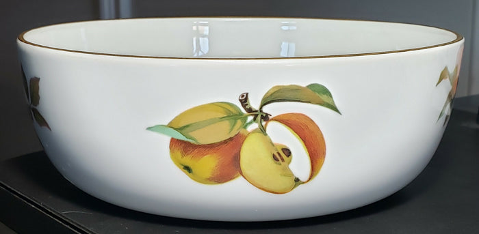 Royal Worcester Evesham Gold Large Fruit Bowl 8"0