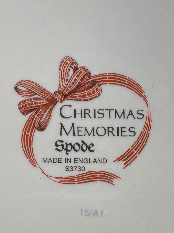 Spode Christmas Memories Dinner Plate 10 5/8"1