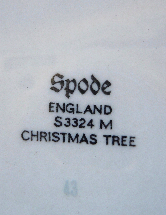 Spode Christmas Tree Crudite 1 Piece 13 1/4"2