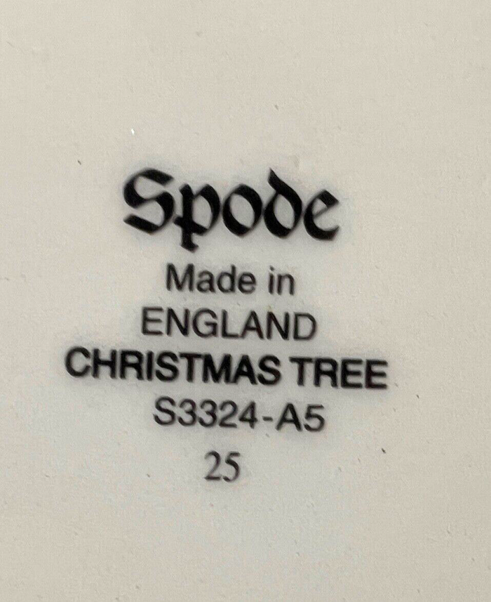 Spode Christmas Tree Oval Fluted Dish 15 1/4"1
