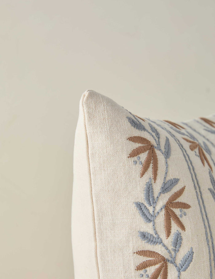 #color::natural-and-blue #style::lumbar #style::square #fill-type::pillow-cover-only #fill-type::with-feather-down-insert