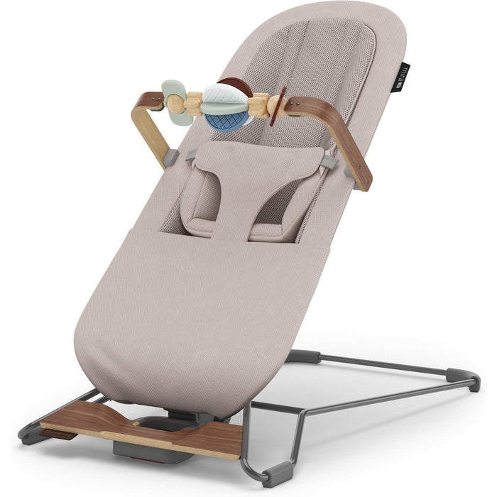 Townsend (Beige Soft Knit | Grey Shine | Walnut Wood)