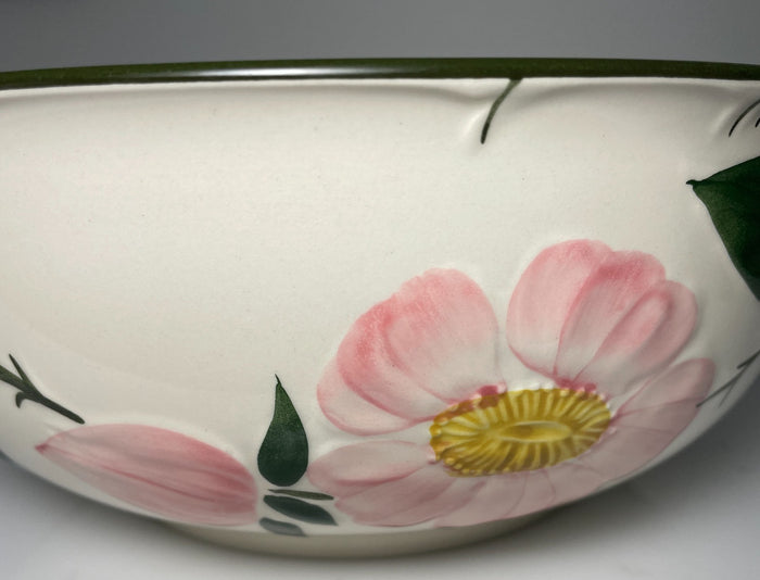 Villeroy & Boch Wild Rose Round Vegetable Bowl 8 5/8"2