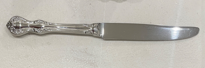 Wallace Continental Camden Knife 9 5/8" China 18/100